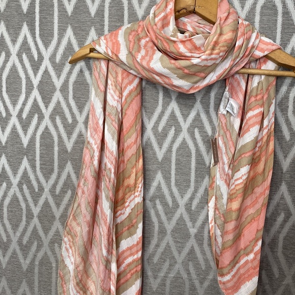 Chico’s Scarf NWT Tangerine/ Orange Tan Cream Stripe 100% Rayon - Picture 2 of 4